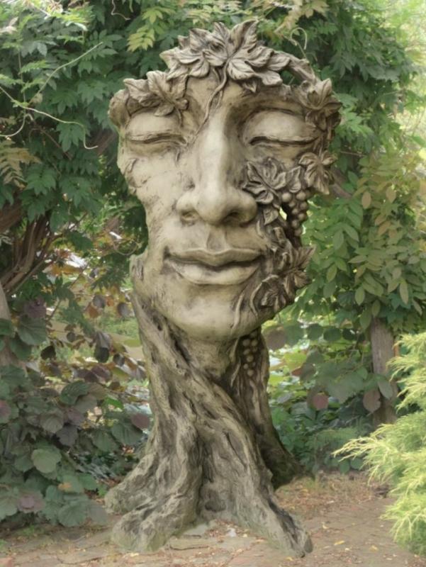 Steinfigur wundersch&ouml;ner Waldh&uuml;ter Bacchus